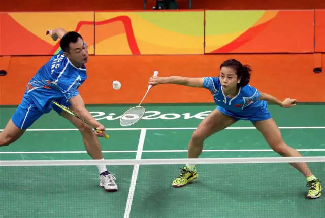 梅总双打配合默契十足,法网混双强势捧杯